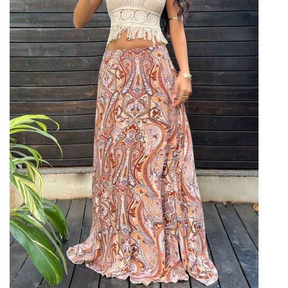 Boho paisley Print Split thigh Maxi Skirt - Picture 8 of 8